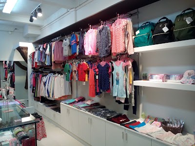Photos of SUZUKIYA