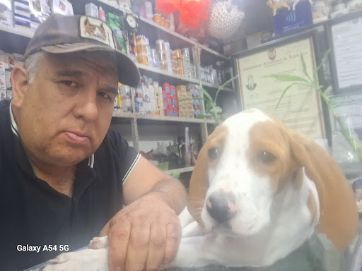 Clínica y Farmacia Veterinaria González.