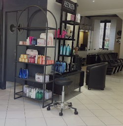 Photo n°2 de Gil SARL à Corbeil-Essonnes (Salon de coiffure)