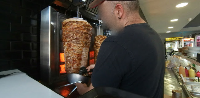 Ψητοπωλειο ΚΑΤΙ ΨΗΝΕΤΑΙ, Κοτοβός Γεώργιος - Ακρωτήρι