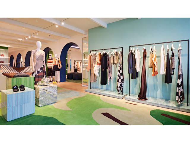 LOEWE East Hampton by null