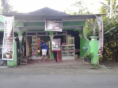 Photos of Tom's coffee - kafe puncak