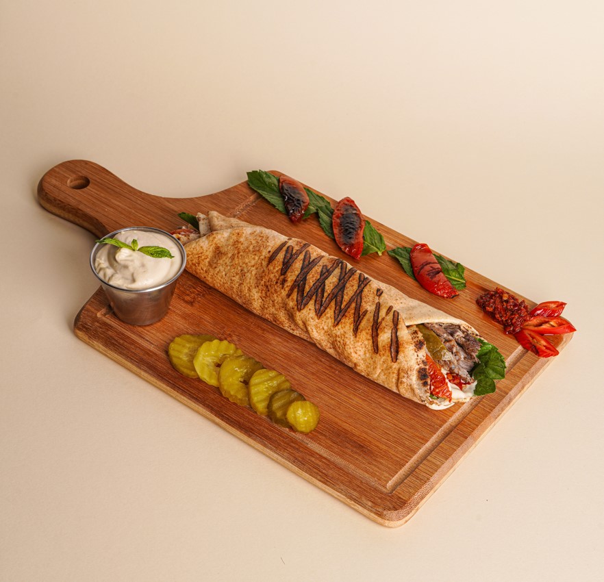 shawarma Abu Hasan aswaq alqurain شاورما أبو حسن - صورة 3