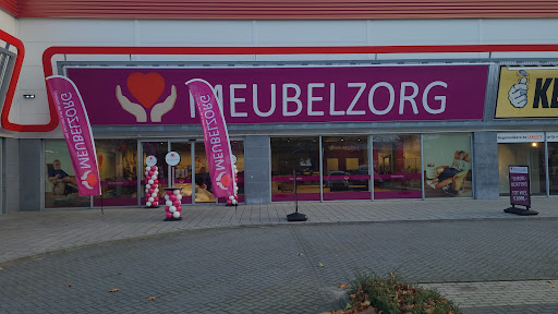 Meubelzorg | Relaxstoelen | Sta-op stoelen | Banken | Fauteuils