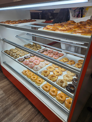 Peak Donuts - Visual