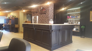 Photo n°2 de 6émeSens coiffure à Croix (Salon de coiffure)