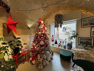 Photo n°3 de Natura coiffeur by D à Bouzigues (Salon de coiffure)