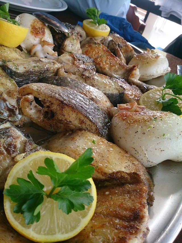 L'Ancora Bar Restaurant & Café