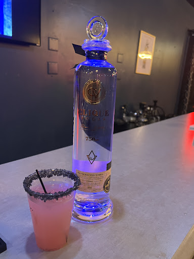 Smoke & Mirrors Hookah Lounge - Thumbnail