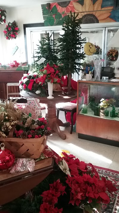 Artisan Florist has the longest Floral Designer Serving SML since 1987