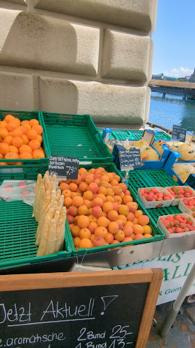 Rezensionen über Luzerner Wochenmarkt in Küssnacht SZ - Markt