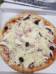 Photo n°4 de MAYOLITA'S PIZZAS à Lavit (Restauration rapide)