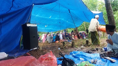 Photos of Pemakaman Umum Bakburu
