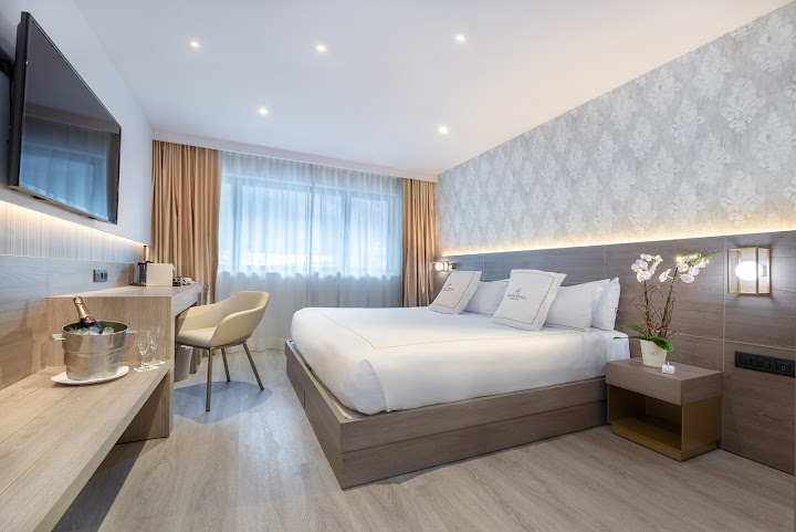 Grand Plaza Hotel & Wellness by null