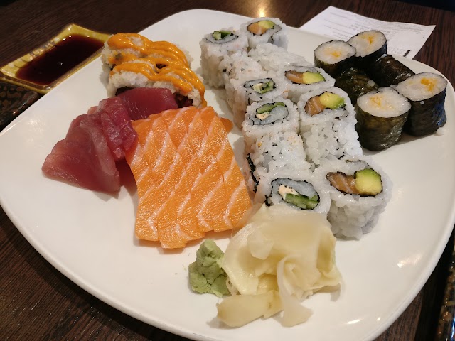 Sushi Eatery