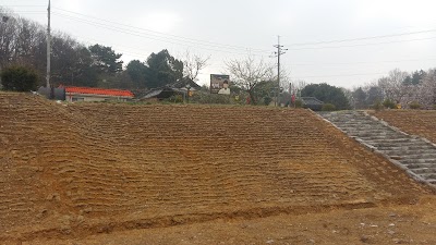 Photos of 황희선생묘