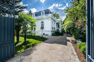Photo n°10 de Maisons de Famille Immobilier Noisy-le-Roi - Agence Immobilière Plaine de Versailles à Noisy-le-Roi (Agence immobilière)