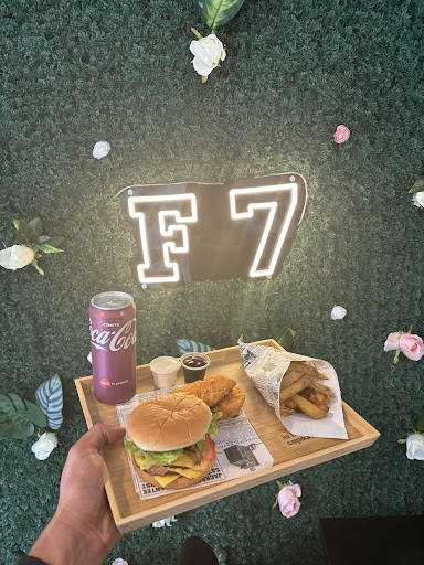 Photo 4 - F7 Burgers & Tacos
