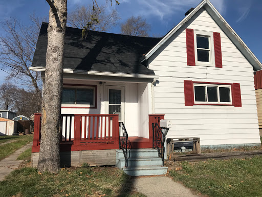 855 Manager - Property Management & Realty