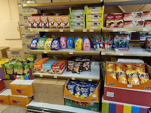 Photo n°2 de Bazar Atesh à Le Petit-Quevilly (Magasin)