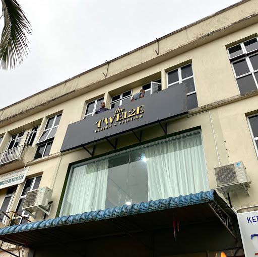 THE TWELVE DESIGN & PRINTING