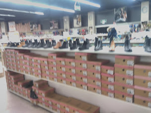 Photo n°28 de CHAUSSEA Tours Nord à Tours (Magasin de chaussures)