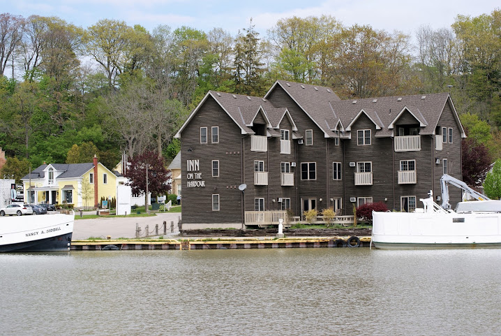 Inn On The Harbour by null