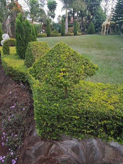 Photos of Frapa Leisure Gardens And Hotel