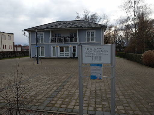 Dr. med. Michaela Gühlow Practitioner Gallery - Germany