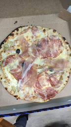 Photo n°19 de la family pizz' et gautron traiteur (sarl gautron) à Melle (Traiteur)