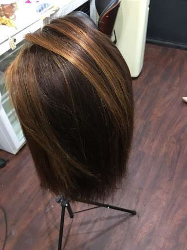 Salon Gill - Thumbnail