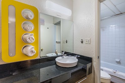 Photos of Motel 6 Terre Haute In