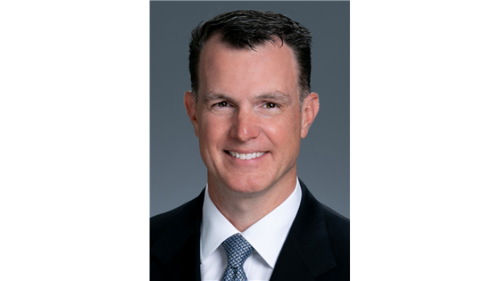 Christopher R Leach Md