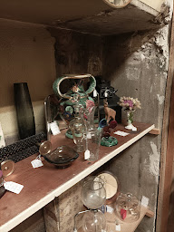 Photo n°6 de Maison Rouge à Chambéry (Friperie)
