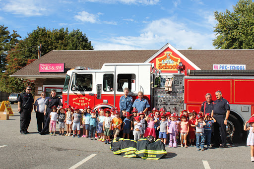 The Little School of Waldwick Gallery - United States