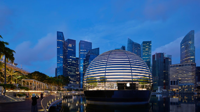 Apple Marina Bay Sands by null
