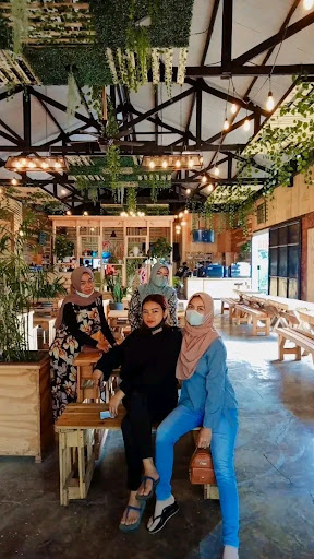 ONENG SALON RAMBUT & MAKE UP