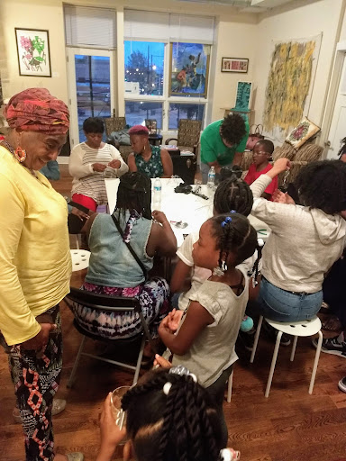 Phantom Gallery Chicago - Visual