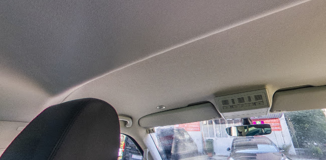 https://taxiriviera.ch/
