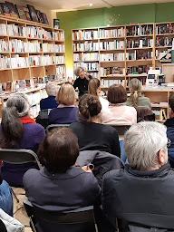 Photo n°3 de Librairie L'Aquarium à Houilles (Librairie)