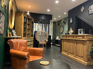 Photo n°1 de Tabernacle à Compiègne (Salon de piercing)