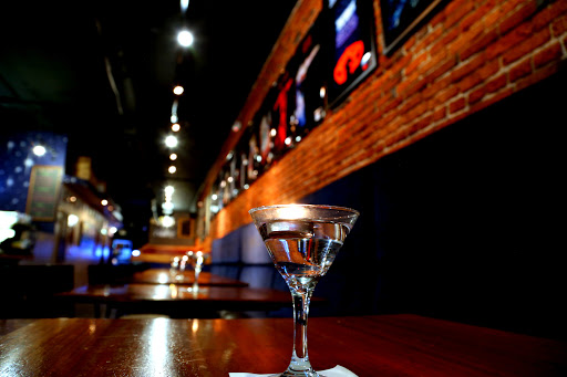Astro Lounge - Visual