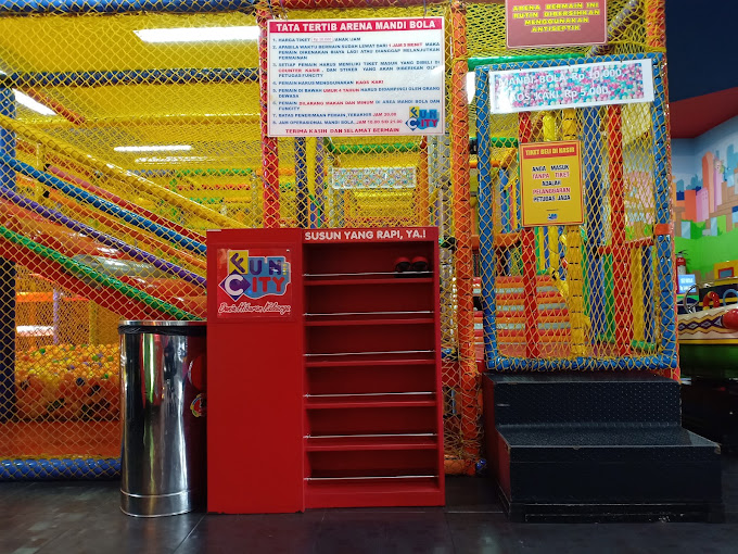 Playground di Malang  Fun City Malang City Point