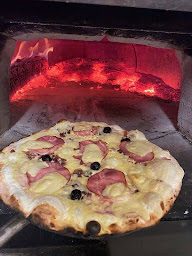 Photo n°11 de Tour de pizze à Saint-Savournin (Pizzeria)