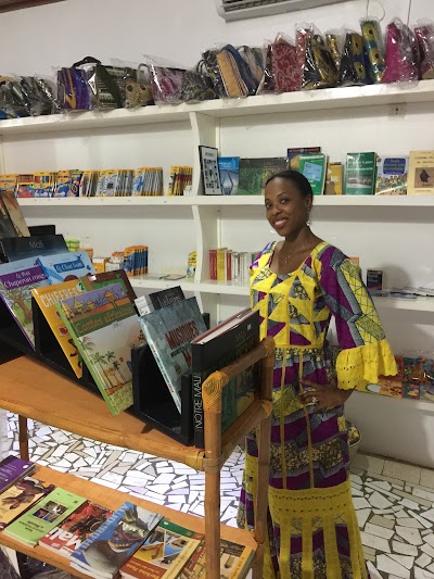 Photos of La Plume From Mande