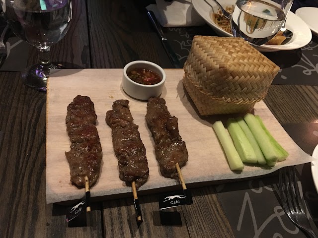 Greyhound Café
