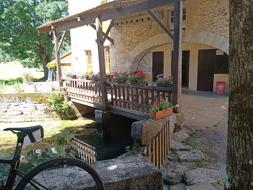 Bar de Champdamoy Gallery - France