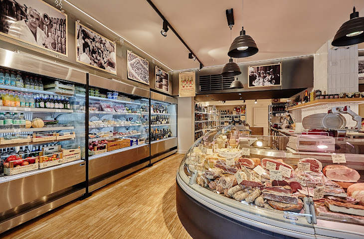 Bakery - The Italians by null
