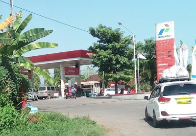 Photos of Pertamina gas station 54.632.09