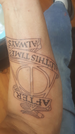 Skin Tight Tattoo - Thumbnail